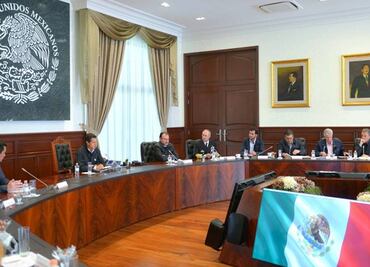 Evalúa Peña con gabinete balance para reconstrucción