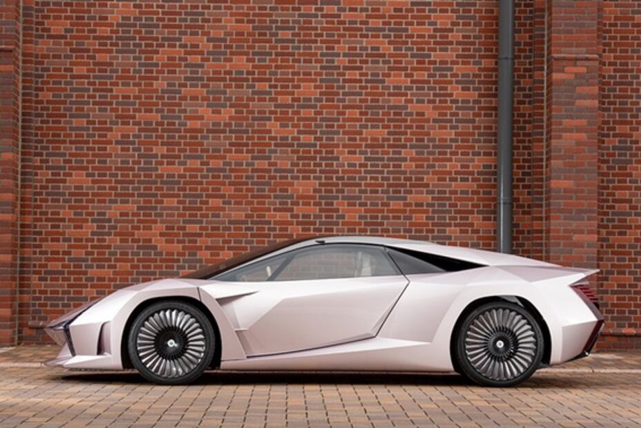 Conoce el auto deportivo fabricado con madera