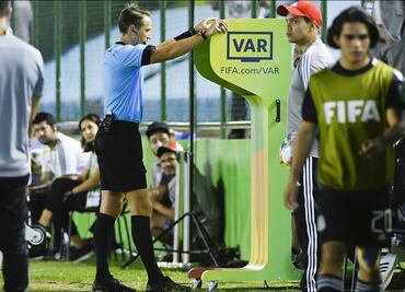 El VAR de Infantino ataca de nuevo