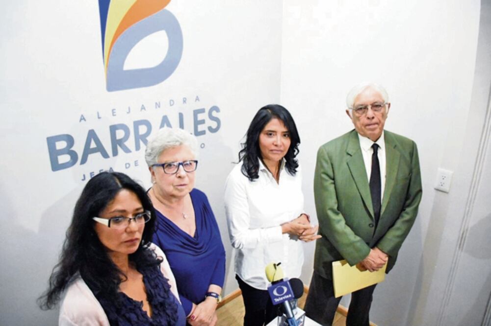 La frentista aprovechó para acusar que el gobierno federal ha utilizado las instituciones, concretamente a la PGR, para hacer política y eliminar a sus adversarios de las campañas políticas. (CORTESÍA)