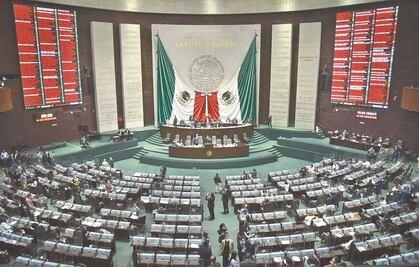 Morenistas llaman a permanente a "no retrasar ni evadir más" extra para desafueros de Toledo y Huerta