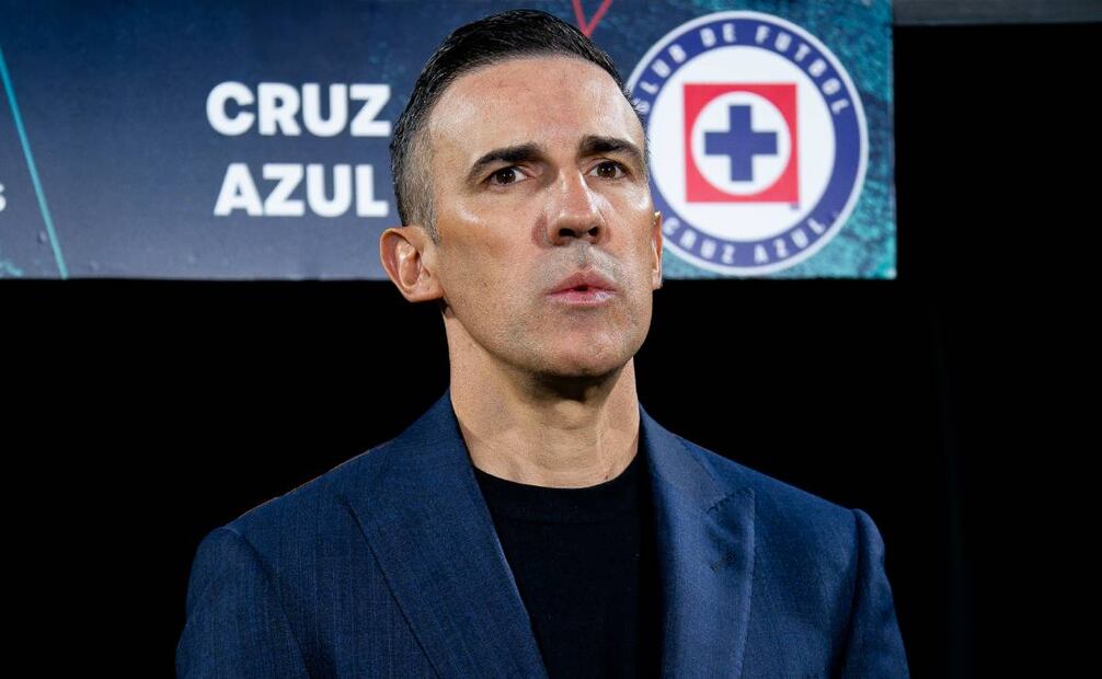 Vicente Sánchez dejó de ser entrenador de Cruz Azul luego de que ganara la Concacaf Champions Cup. Foto: Imago7