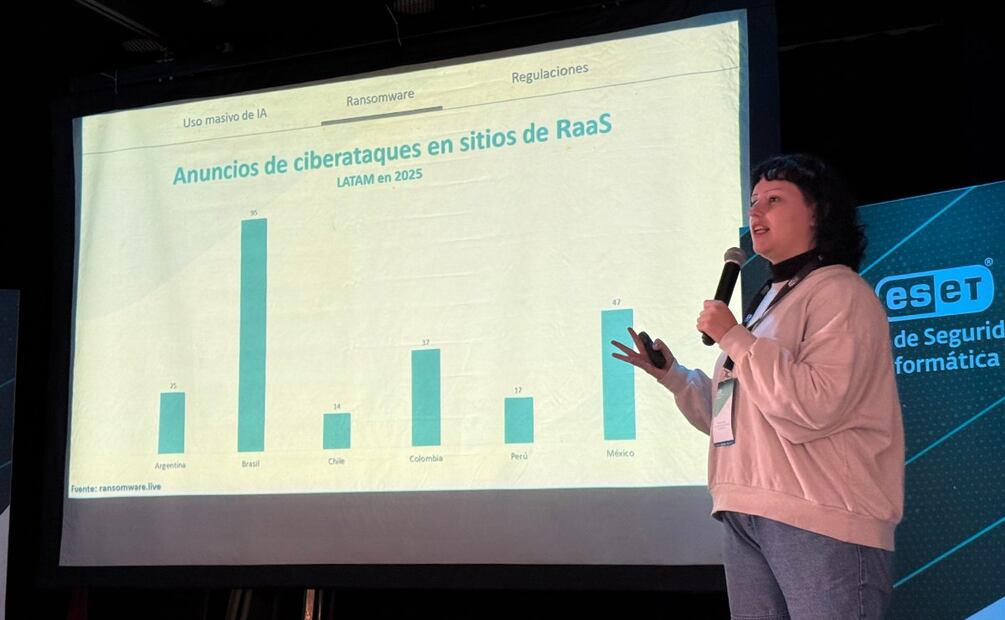 Campañas de desinformación en internet | Foto: Carlos Tomasini