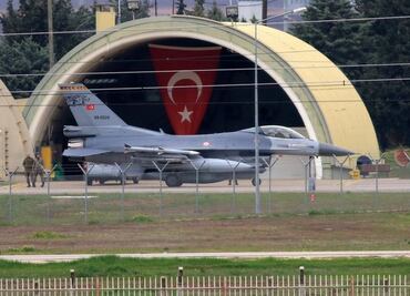 ¿Qué pasará con las 50 bombas nucleares que EU almacena en Turquía?