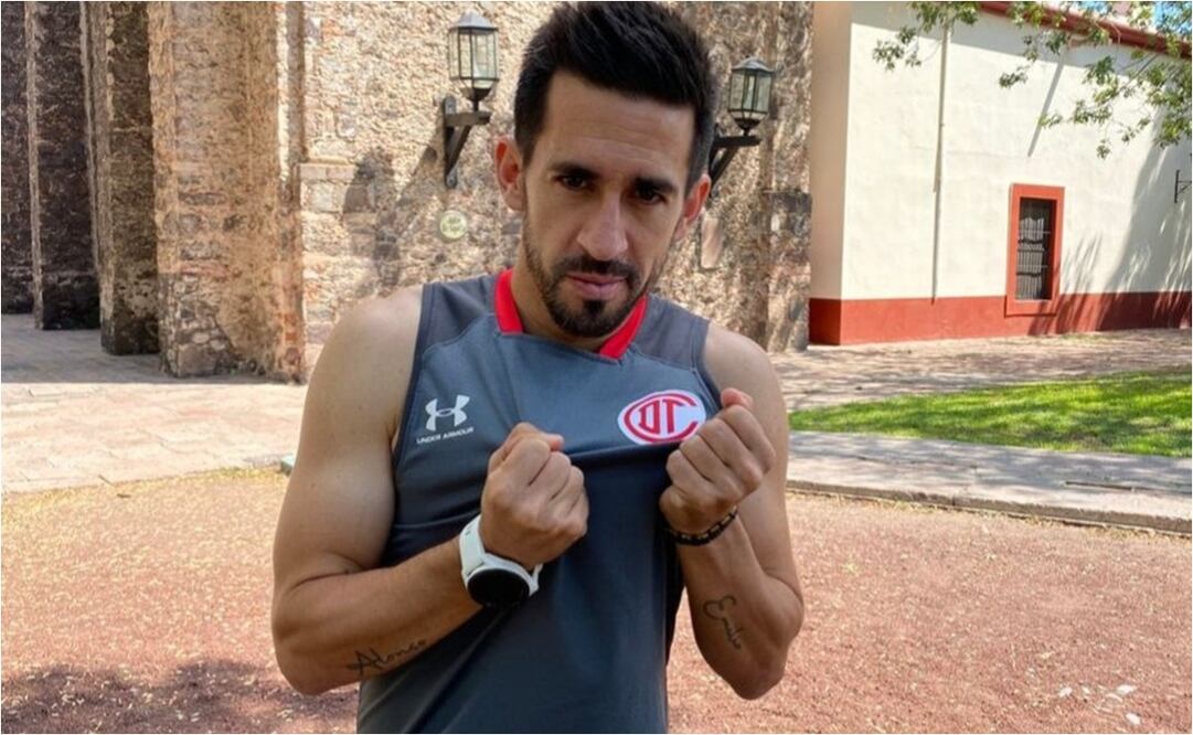Fernando Navarro reportó con Toluca: "Es un reto venir a un equipo al que no le ha ido bien" / FOTO: Twitter: @HuToluca