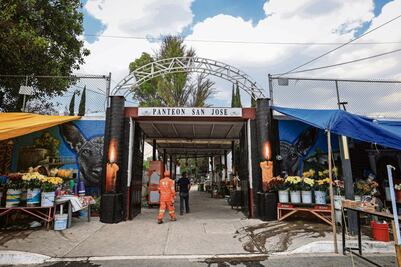 "Esperemos que así respeten más a nuestros difuntos"