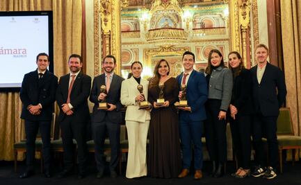 Cancún recibe cuatro premios en los World Travel Awards; Ana Paty Peralta anuncia que será sede de la gala este 2025