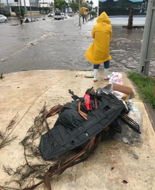 Lluvias en Sinaloa ocasionan inundaciones y accidentes, reportan