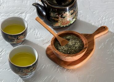 Para qué sirve tomar té verde y qué contiene