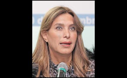 Maki Ortiz acusa a Cabeza de Vaca de violencia contra su equipo de trabajo