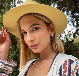 Las fotos más hot de la novia de Luisito Comunica  