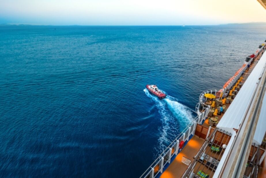 Enseña cuanto ahorra al trabajar en un crucero y arrasa en redes