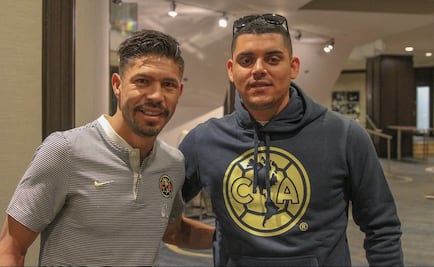 Roberto Osuna visita al América 