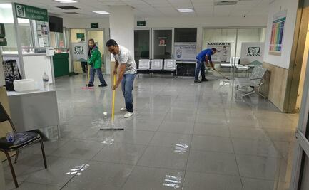 Fuertes lluvias provocan inundación en clínica del IMSS en Reynosa; se trató solamente de entrada de agua, asegura instituto
