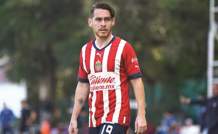 Chivas sacrificará a jugador en la llegada del ‘Pocho’ Guzmán