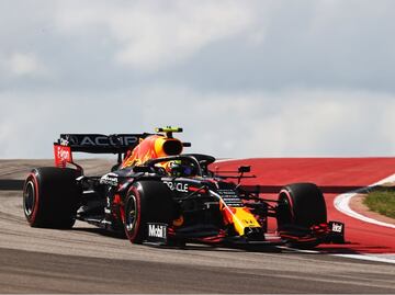 Checo Pérez arrancará en tercer lugar en el GP de Estados Unidos; Verstappen, pole position