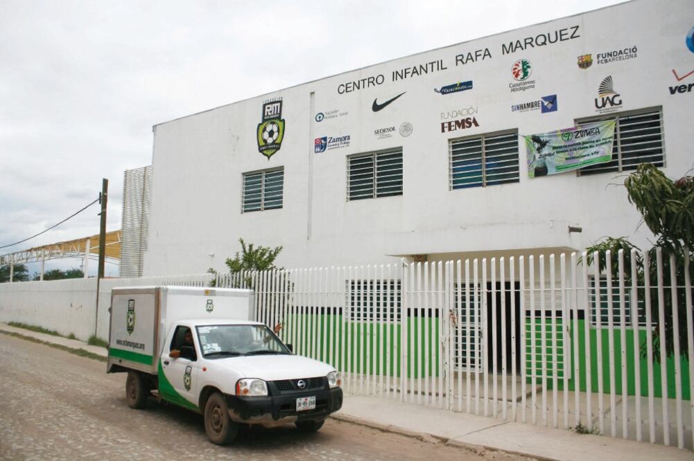 La delegación de Sedesol en Jalisco realiza las investigaciones pertinentes para aclarar cualquier anomalía en el uso de los recursos públicos en la fundación o estancias infantiles de Rafael Márquez. (JORGE ALBERTO MENDOZA. EL UNIVERSAL)
