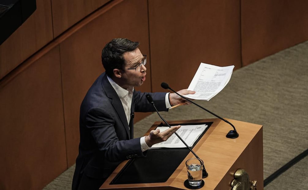 Ricardo Anaya durante la discusión de la Ley de Aguas Nacionales en el Senado de la República este jueves 4 de diciembre de 2025. Foto: Gabriel Pano/ EL UNIVERSAL
