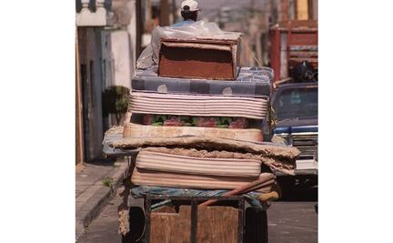 Diputados buscan garantizar derecho al trabajo de ropavejeros
