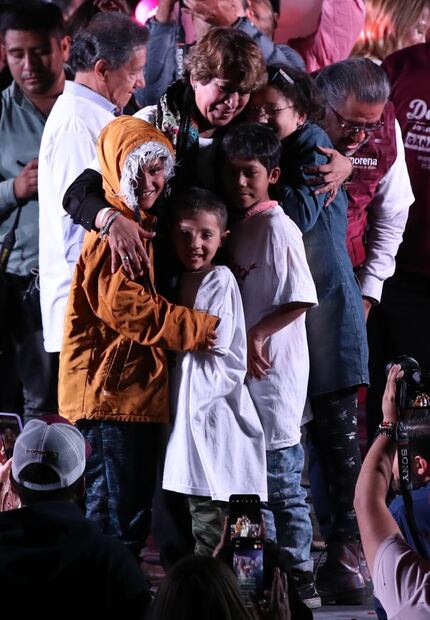 Delfina se convierte en la primera mujer gobernadora del Edomex. Foto: Valente Rosas