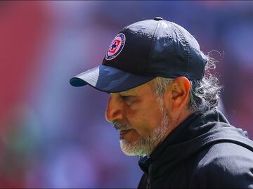 El 'Potro' Gutiérrez dirige la práctica de hoy y por la tarde se reunirá con la presidencia de Cruz Azul