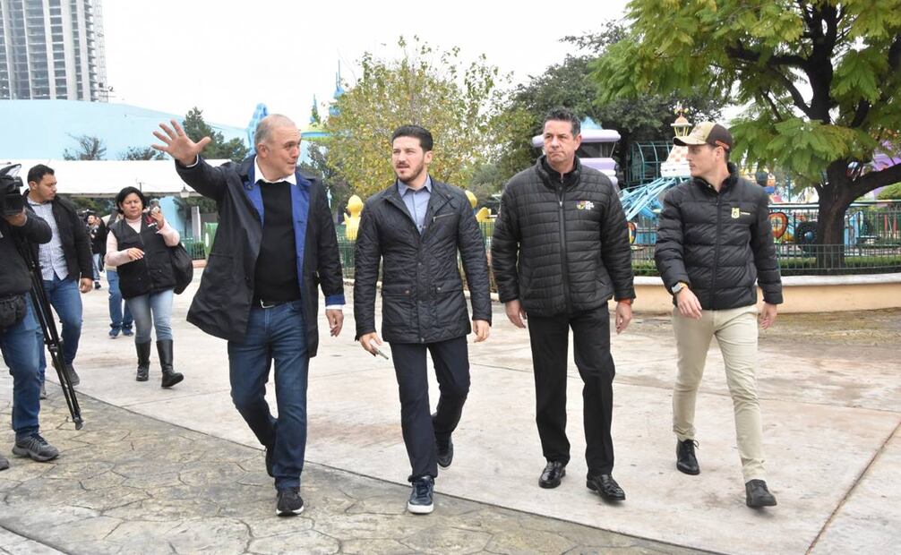 Samuel García, gobernador de Nuevo León, realiza un recorrido por Plaza Sésamo, tras recuperación del espacio / Foto: Emilio Vázquez. EL UNIVERSAL