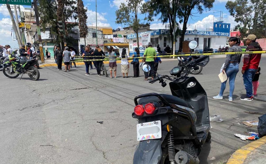Por el cierre de ese tramo en el que se conectan los conductores del Estado de México con la Ciudad de México y viceversa, los conductores se enojaron con los manifestantes
Foto: Emilio Fernández.