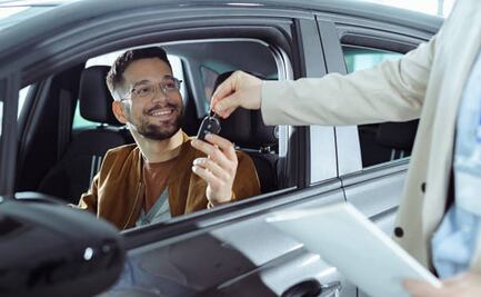 Venta de autos nuevos baja 4.6% en abril; Nissan tiene incremento de 6.3%