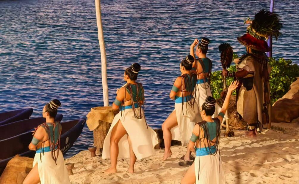 Baile y rituales honran a la diosa Ixchel, diosa de la luna, la fertilidad, el amor carnal y el tejido del destino de la humanidad (16/05/2025). Foto: Adriana Varillas / EL UNIVERSAL