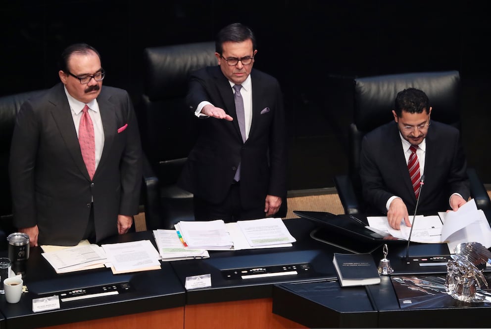 Ildefonso Guajardo, secretario de Economía, durante su comparecencia en el Senado. Foto: Ariel Ojeda/El Universal