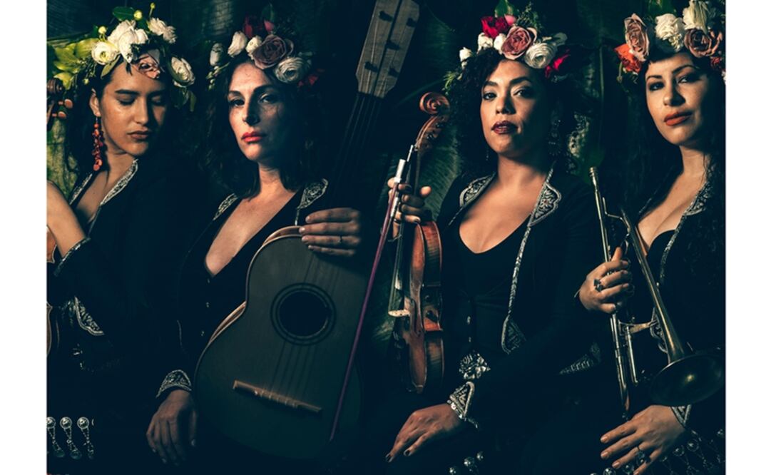 La banda femenina Flor De Toloache fue la elegida para ponerle vida a "El corrido de David y Goliat". Foto: EFE