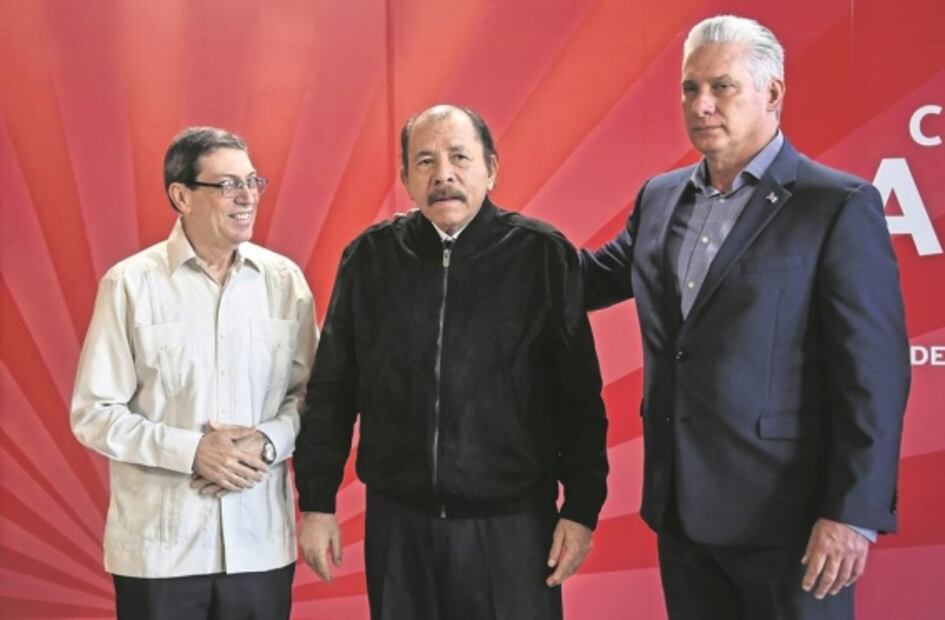 Mitos, cuentos y fábulas de la cuatro tés