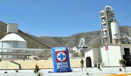 Cooperativa La Cruz Azul reafirma su compromiso con México; respalda liderazgo de Claudia Sheibaum