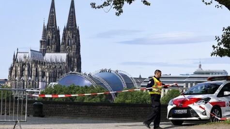 Desactivan bombas de la Segunda Guerra Mundial en Colonia, Alemania; es su mayor evacuación de habitantes desde 1945