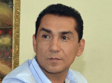 Absuelven a José Luis Abarca del secuestro de los 43 normalistas de Ayotzinapa; continúa preso por lavado de dinero