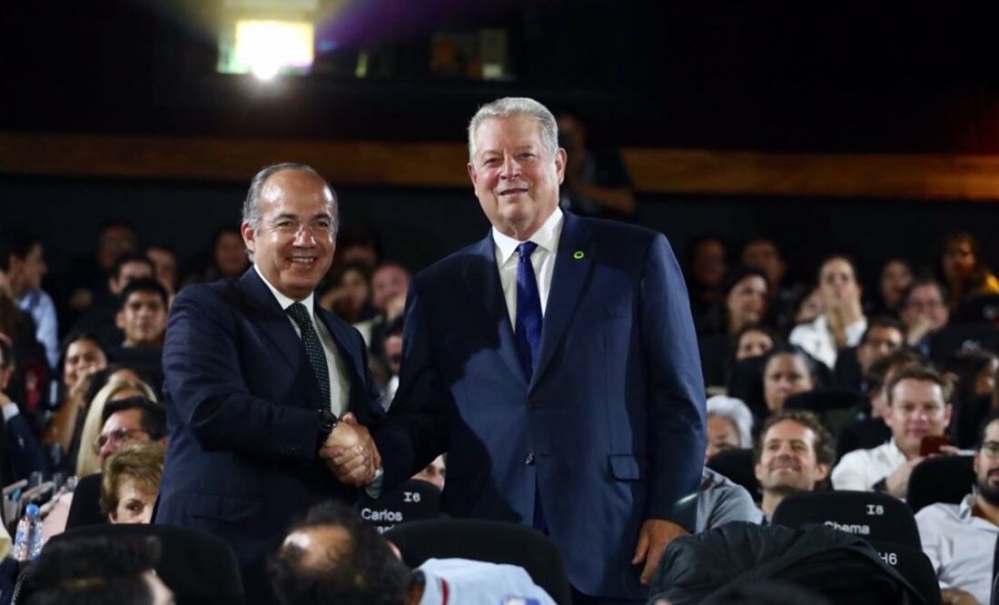 Calderón asistió a la exhibición del documental La verdad incómoda 2, impulsado por el ex vicepresidente estadounidense Al Gore. /Berenice Fregoso