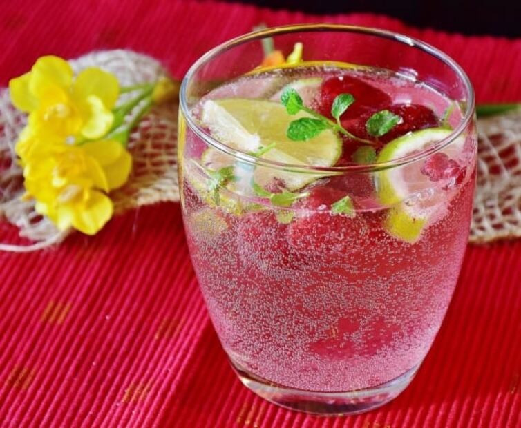 Recetas de agua mineral preparada 
