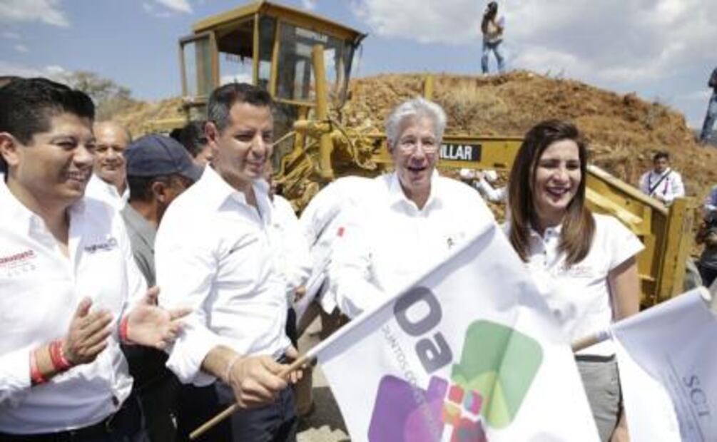 Retomarán construcción de supercarretera Oaxaca-Costa