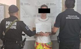 Detienen a Alex Marín, productor de pornografía; es acusado de trata de personas y explotación sexual