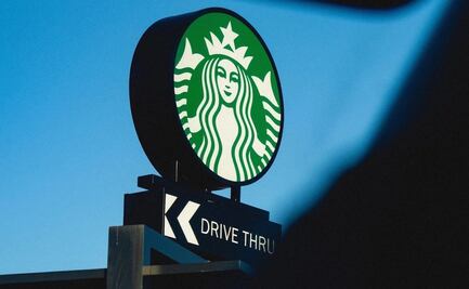 Starbucks desata polémica en EU; empleados hacen broma con el término "ilegal" en Texas