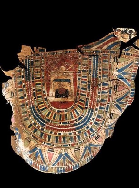Hallan en Egipto tumba con momias del periodo grecorromano