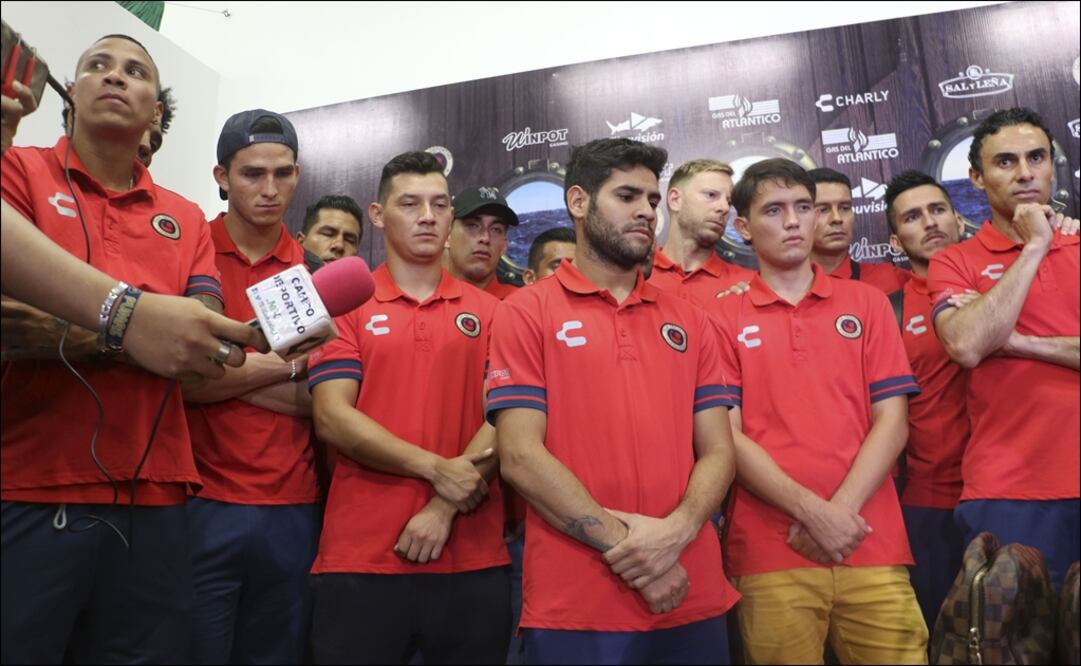 Jugadores de los Tiburones Rojos. Foto: Imago 7