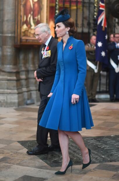 Este es el look que Kate Middleton usó para acompañar al Príncipe Harry