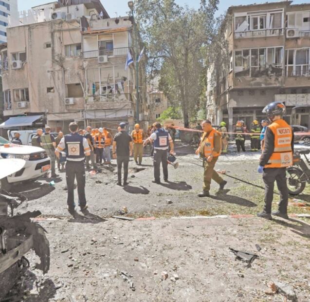 Destruyen edificio de prensa en gaza