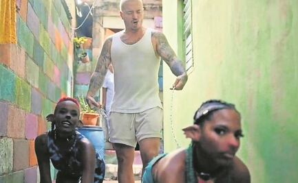 YouTube quita video de Balvin y sus fans lo regresan