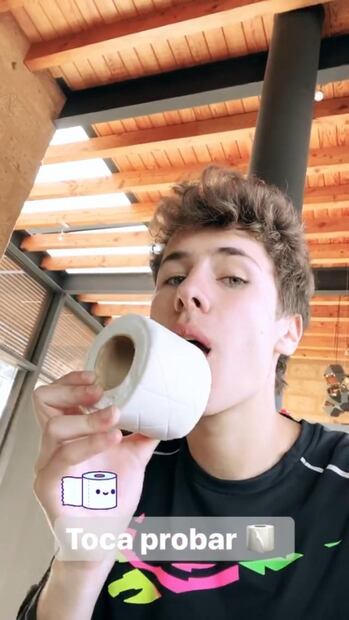 Tachan de insensible a Juanpa Zurita por pastel con forma de coronavirus