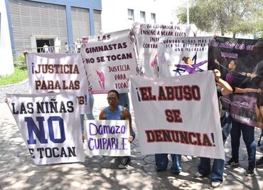 Por segunda carpeta de investigación, imputan a exentrenador de gimnastas en Nuevo León; madres de las víctimas protestan y piden justicia