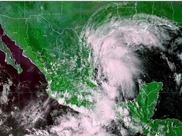 Se prevé que "Nicholas" se intensifique a huracán, podría ocasionar inundaciones