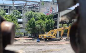 A un día del colapso, suspenden demolición tras derrumbe en Escandón; colocan lonas y retiran escombros del Viaducto