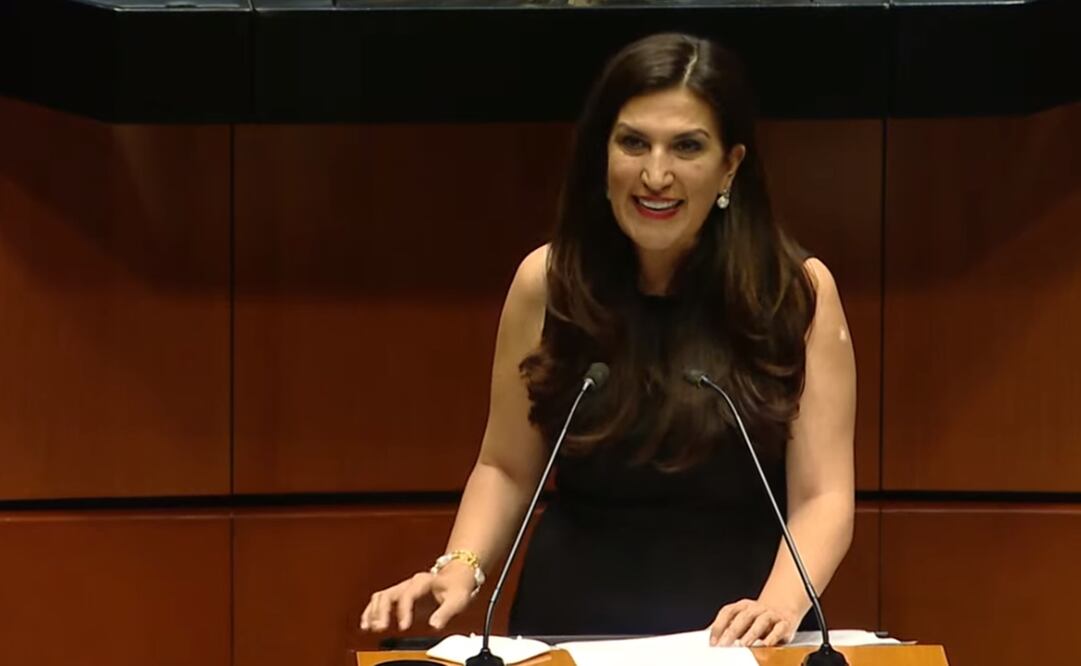 Kenia López Rabadán anunció el apoyo de su grupo parlamentario a Loretta Ortiz Ahlf. Foto: Captura de pantalla